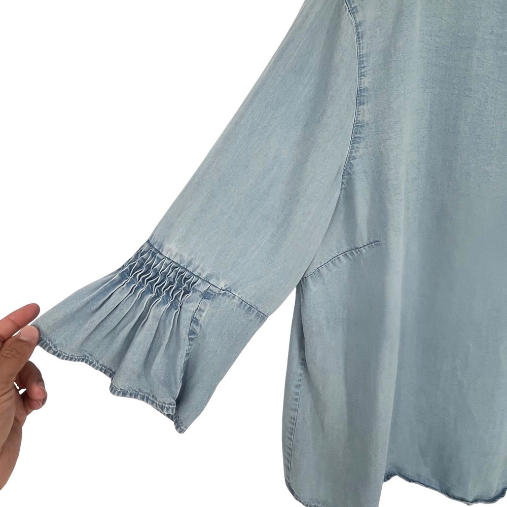 J. Jill Denim Blouse Women XL Light Blue Tencel Smocked Ruffle Sleeve Boho - Picture 2 of 9